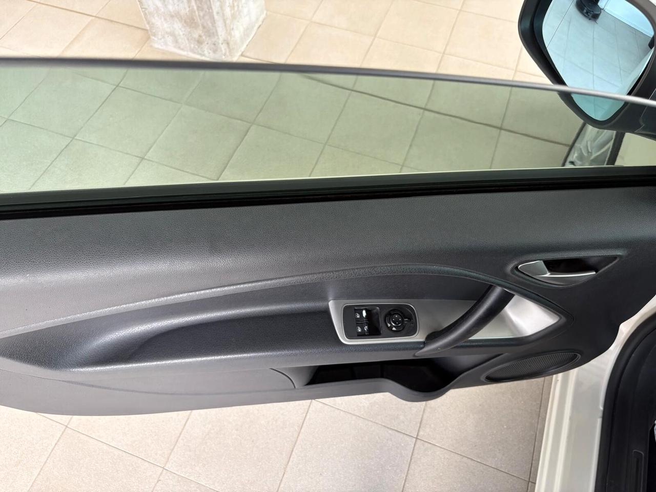 Alfa Romeo MiTo ALFA ROMEO MITO 1.4 GPL 120CV