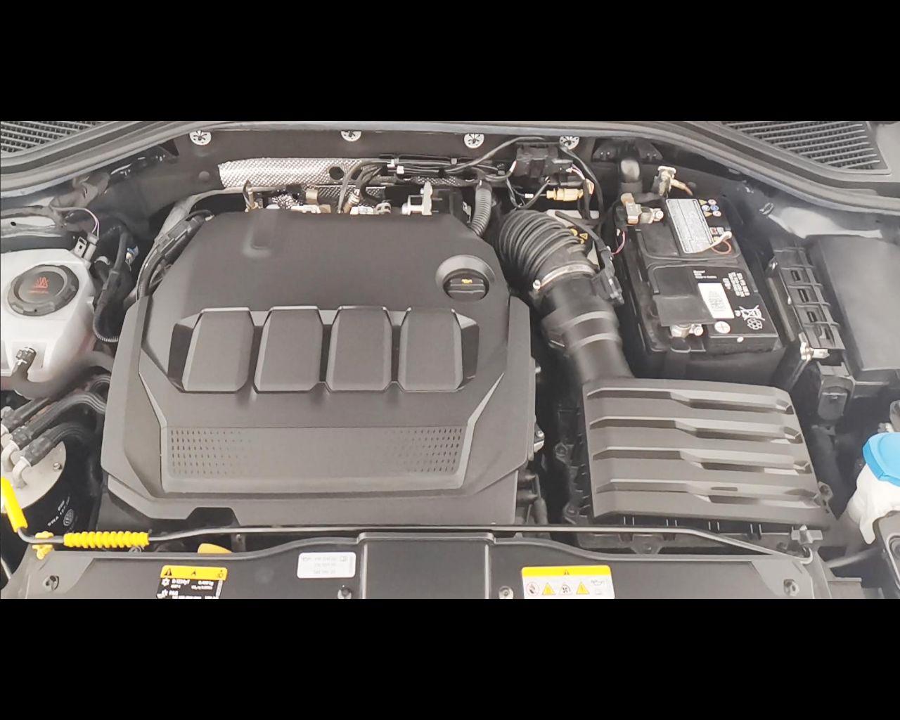 VOLKSWAGEN T-Roc I 2022 - T-Roc 2.0 tdi Life 150cv dsg