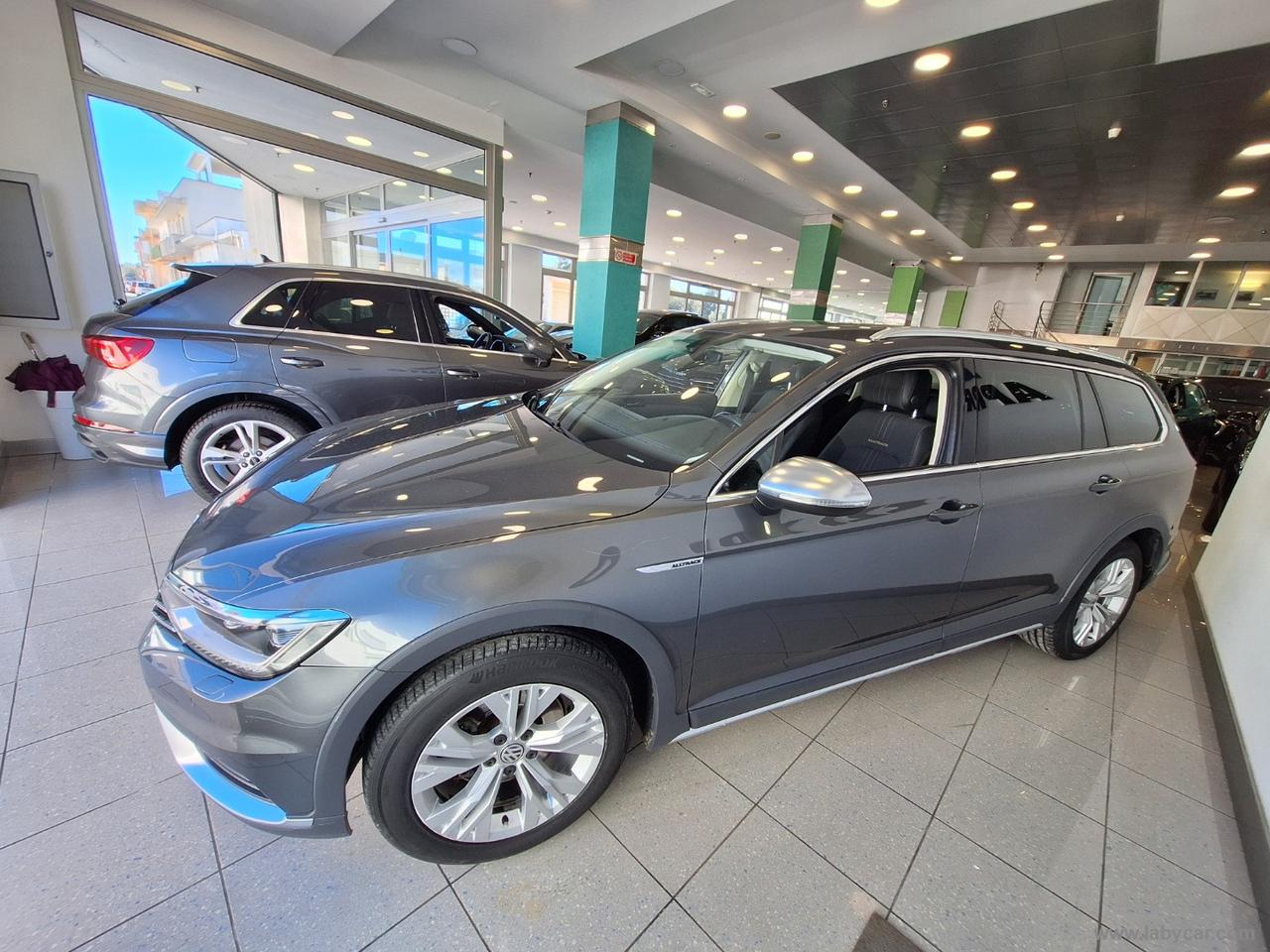 VOLKSWAGEN Passat Bus. Alltr 2.0TDI190 4MOT DSG Ex.