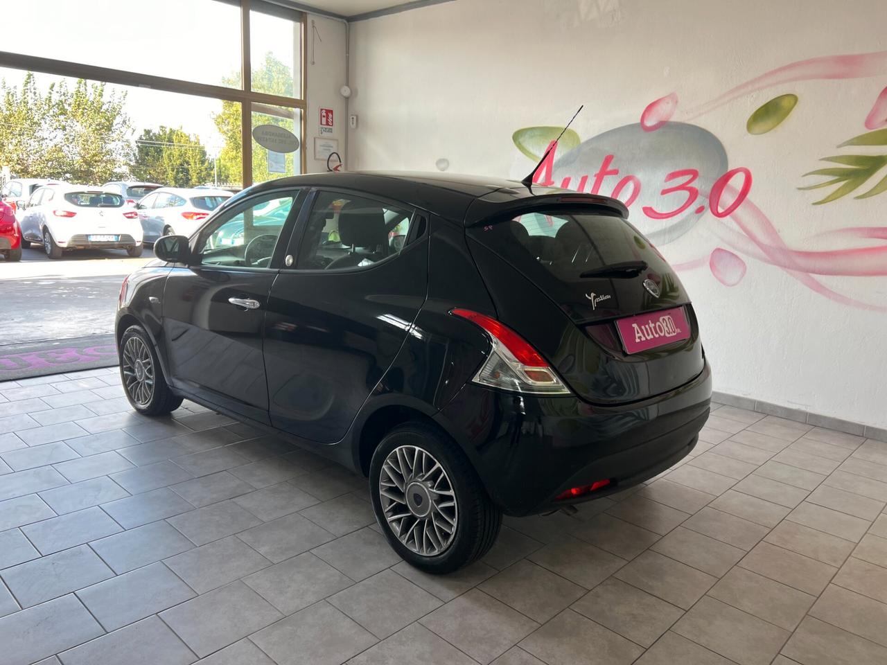 Lancia Ypsilon 1.2 69 CV 5 porte GPL Ecochic Gold