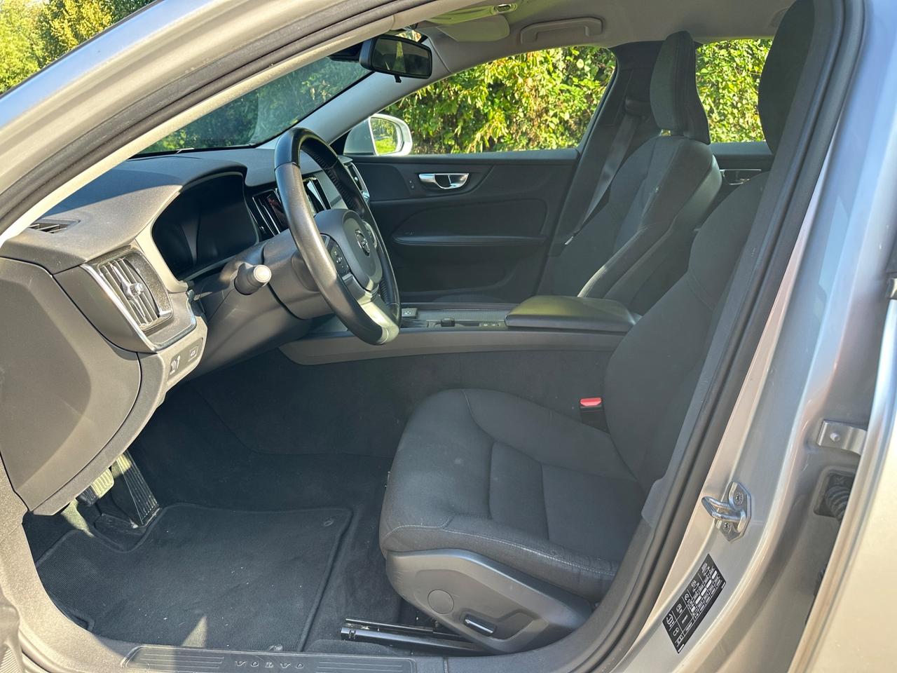 Volvo V60 D3 Geartronic Business - 2020