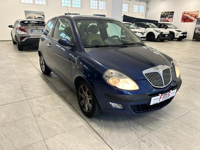 Lancia Ypsilon 1.2 8v