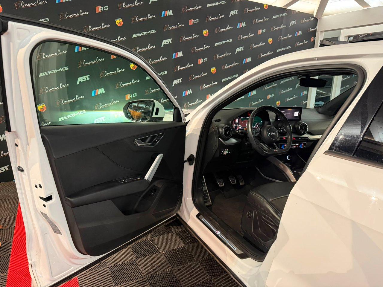 Audi Q2 35 2.0 tdi S line