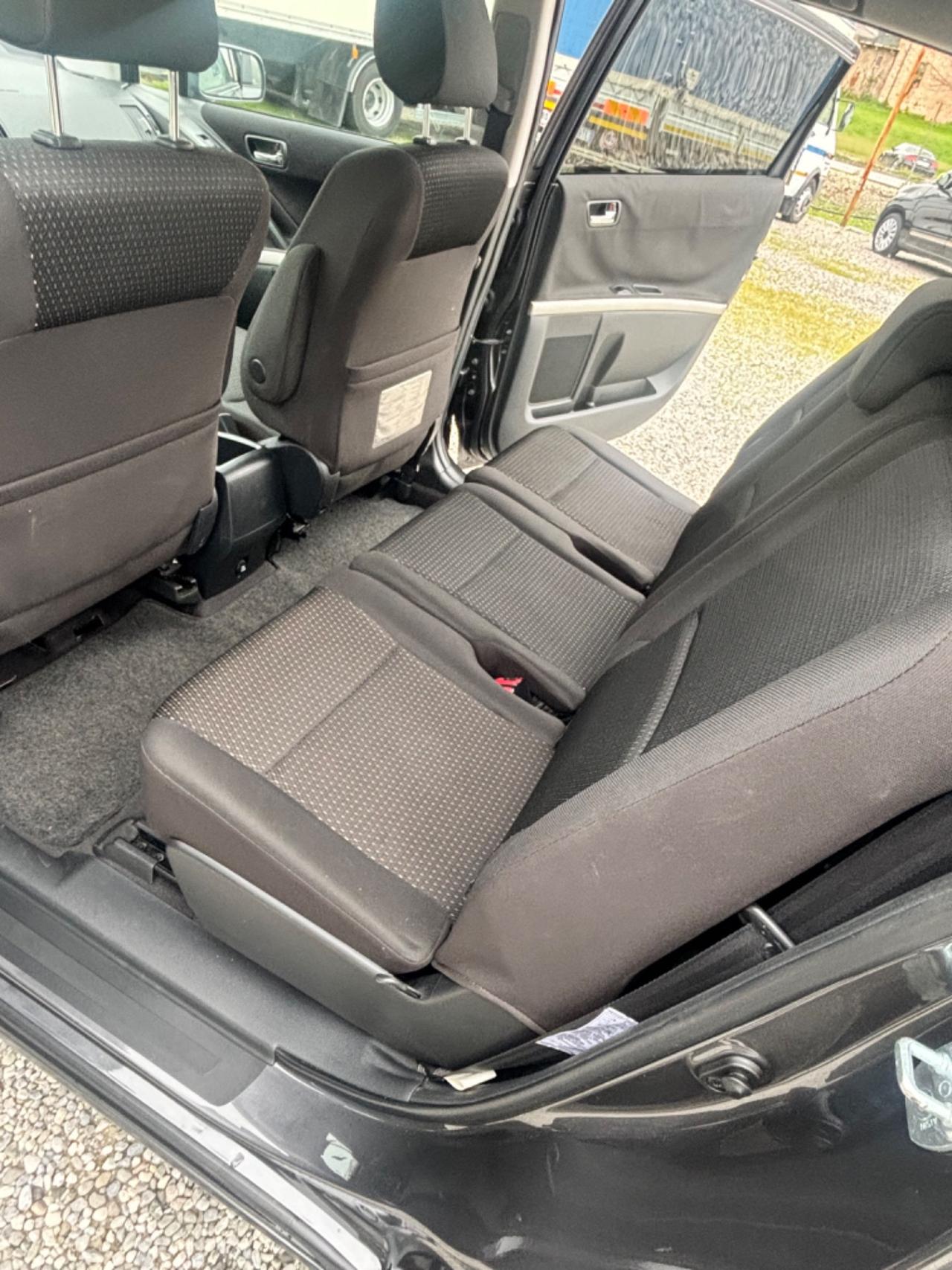 Toyota Corolla Verso 2.2 16V D-4D D-Cat