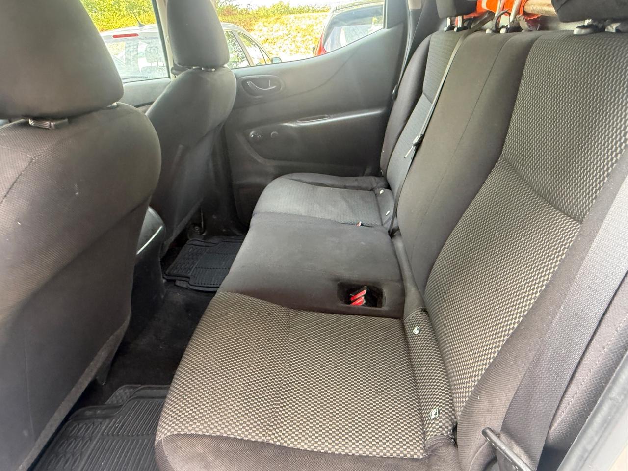 Nissan Navara 2.3 dCi 4WD Double Cab Acenta