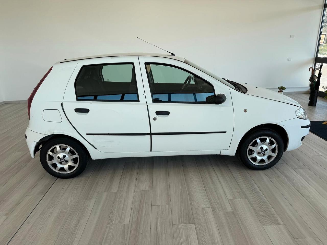 Fiat Punto 1.2 5 porte Active Natural Power