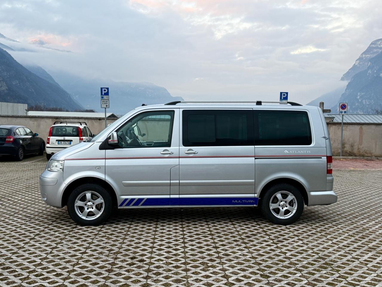 Multivan 2.5 TDI/174CV MOTORE NUOVO fattura 8000€