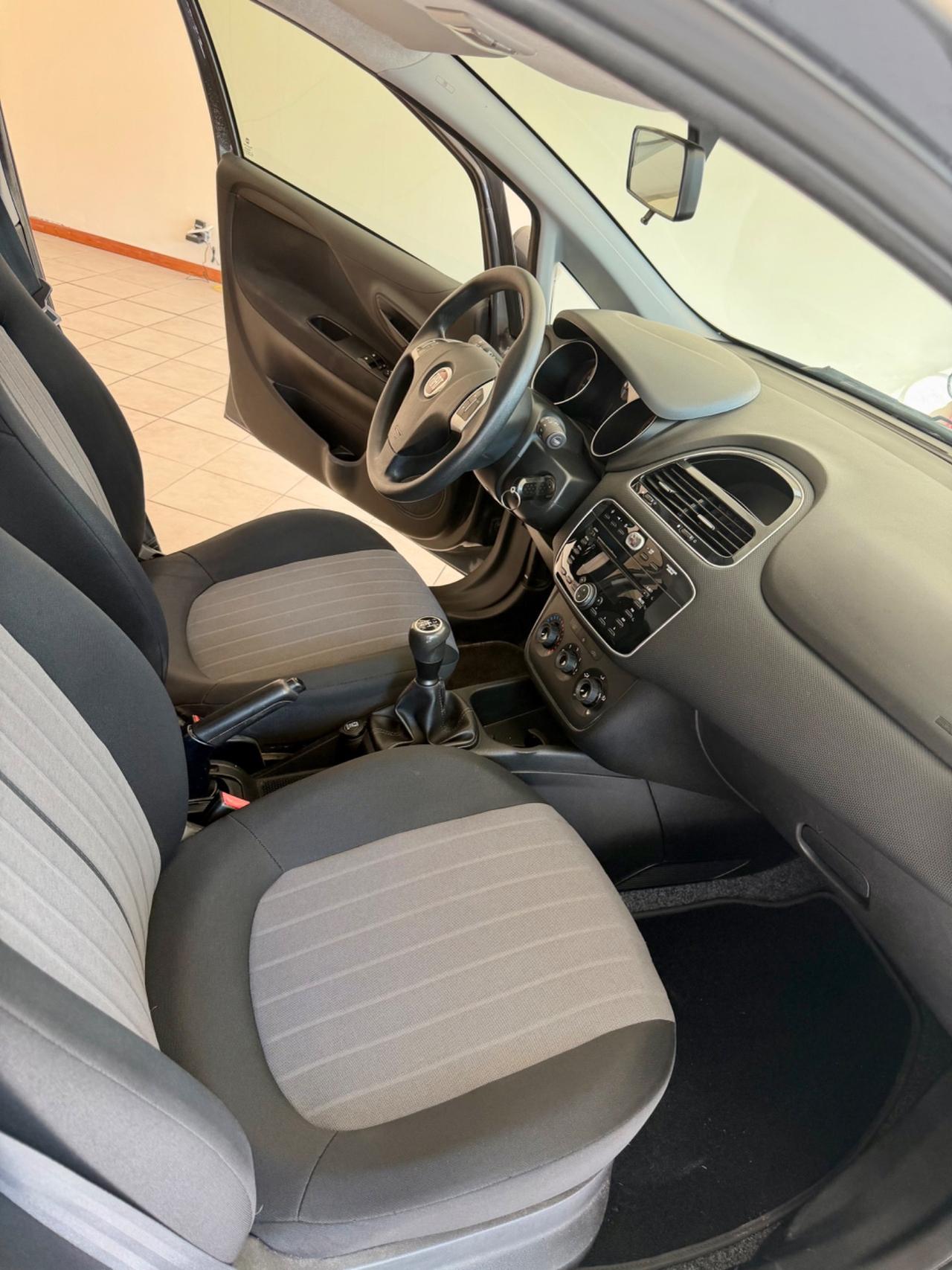 Fiat Punto 1.3 MJT II S&S 95 CV 5 porte Street