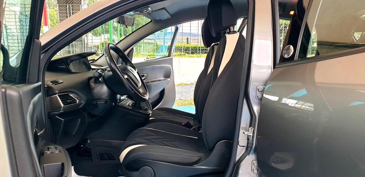 LANCIA YPSILON 1.2 BENZINA G.P.L DI CASA KM 60MILA