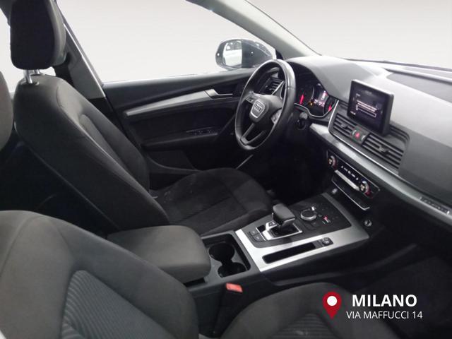 AUDI Q5 35 TDI quattro S tronic Business
