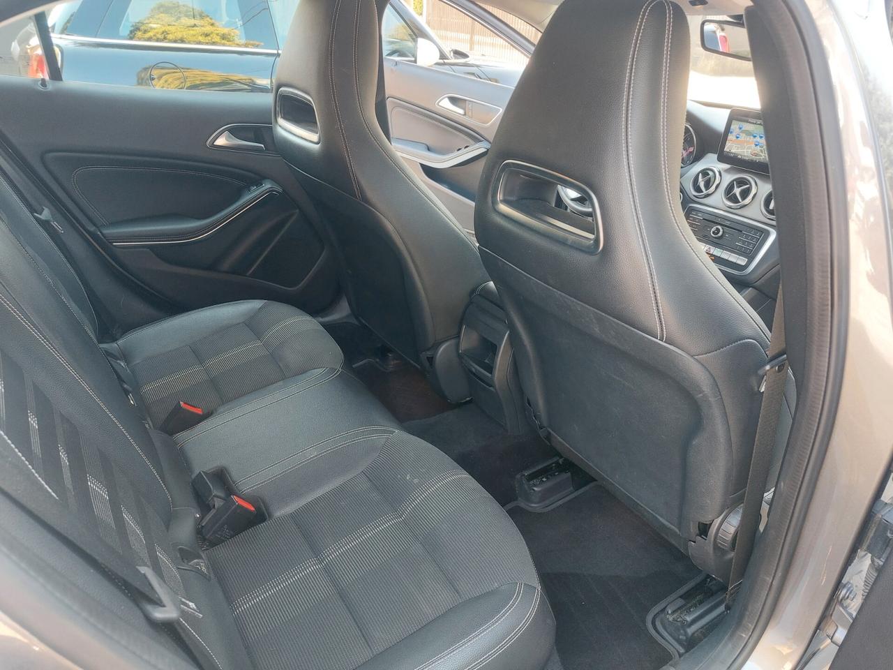 Mercedes-benz GLA 220 d Automatic 4Matic Sport