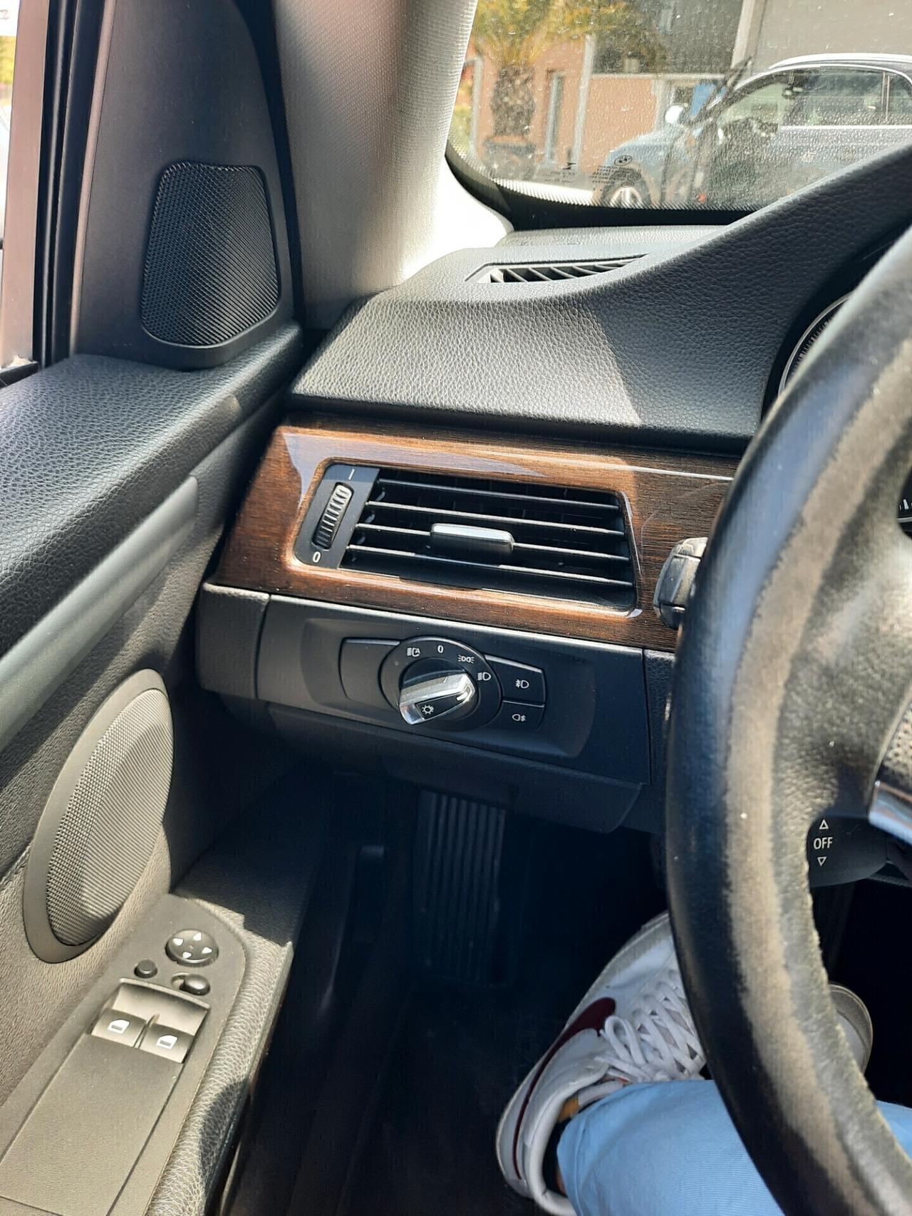 Bmw 320 320d xDrive cat Coupé Futura