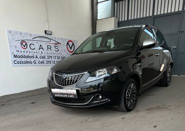 Lancia Ypsilon 1.0 5 porte S&S Mild Hybrid Alberta Ferretti