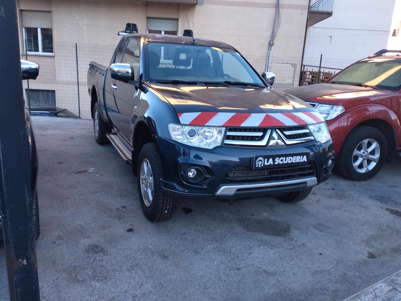 Mitsubishi L200 2.5 DI-D/136CV Club Cab Invite DPF