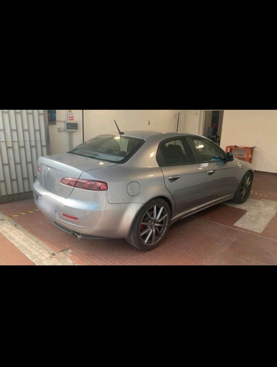 Alfa Romeo 159 2.4 JTDm 200 CV Allestimento Sport 2011 2011 2011
