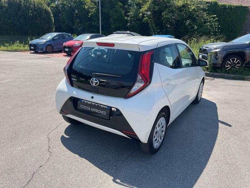 Toyota Aygo Connect 1.0 VVT-i 72 CV 5 porte x-play MMT