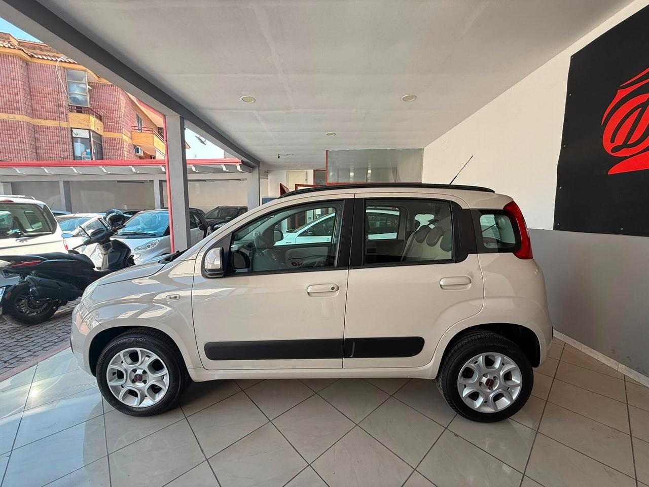 FIAT PANDA 0.9 METANO CON 126000 KM 2012