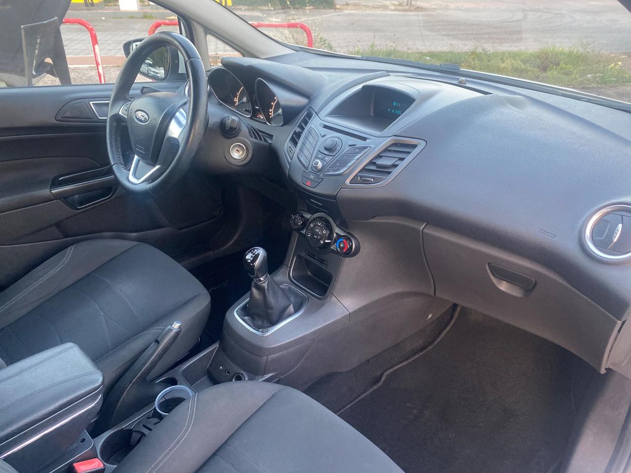 Ford Fiesta 1.5 TDCi 75CV 5 porte