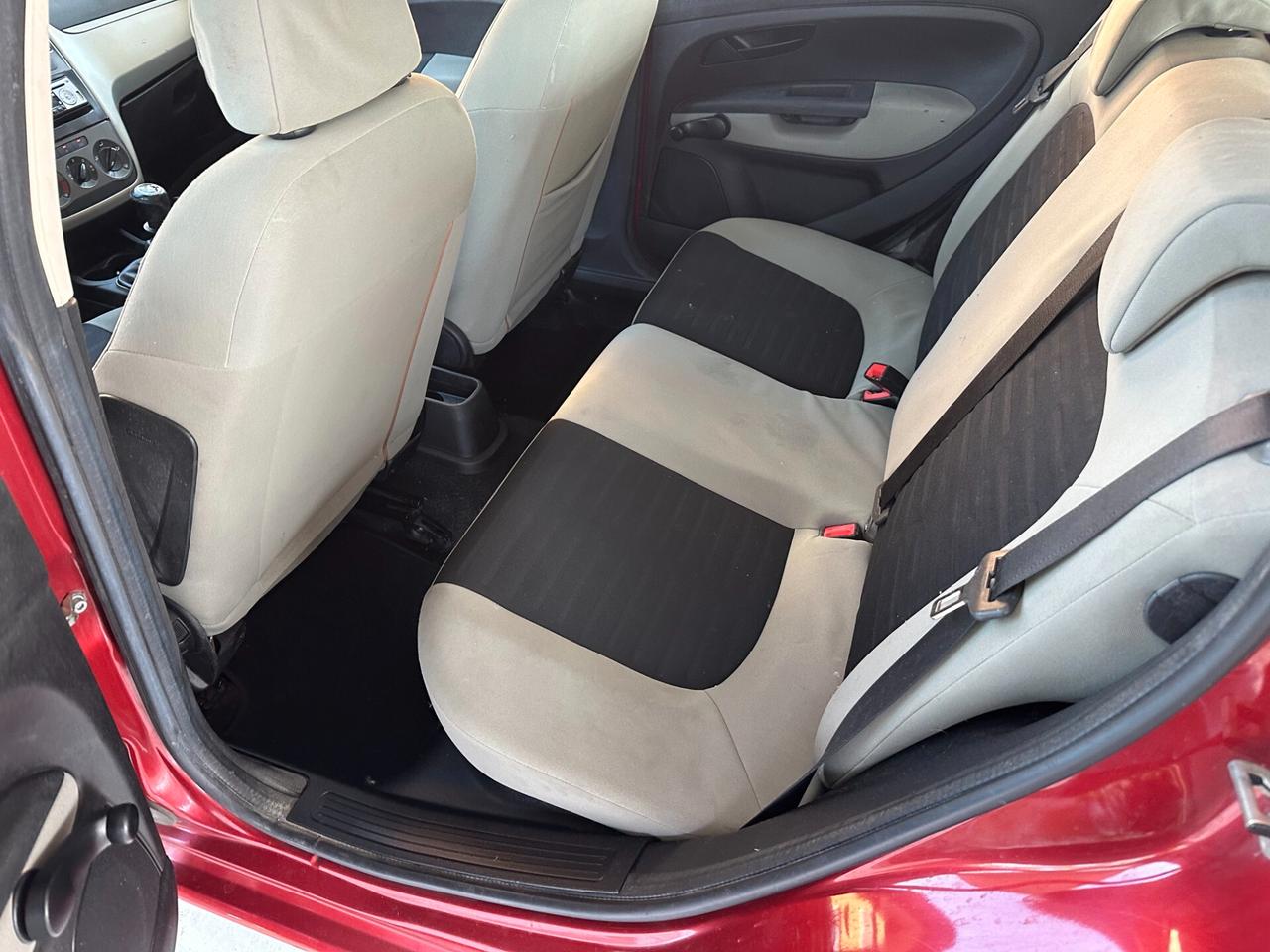 Fiat Grande Punto 1.2 (12 RATE)