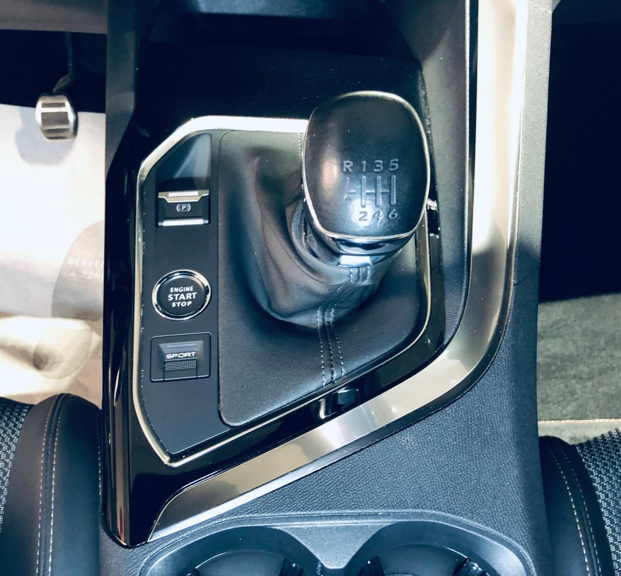 Peugeot 3008 PureTech Turbo 130 S&S EAT8 GT