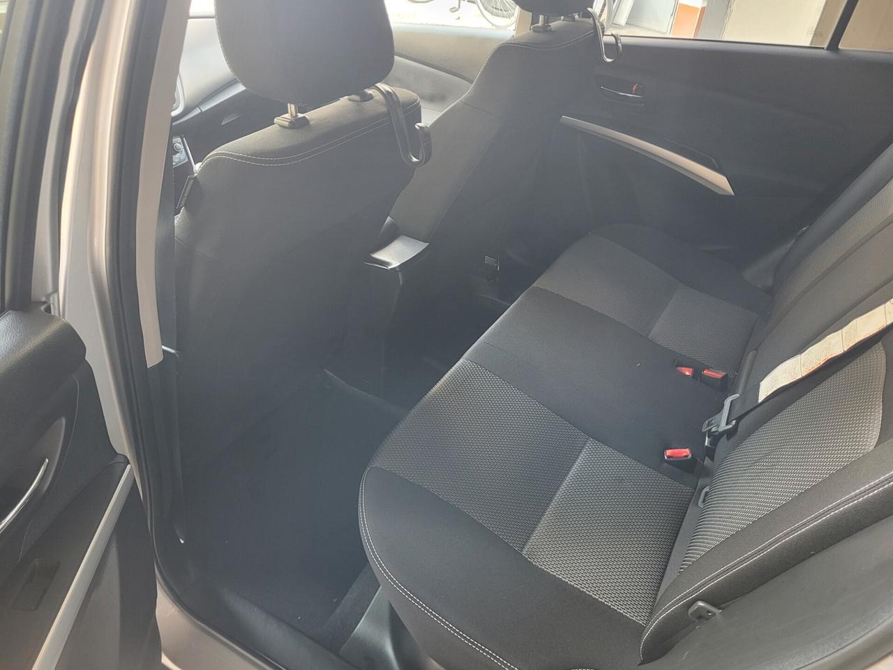 Suzuki S-Cross 1.6 DDiS Top