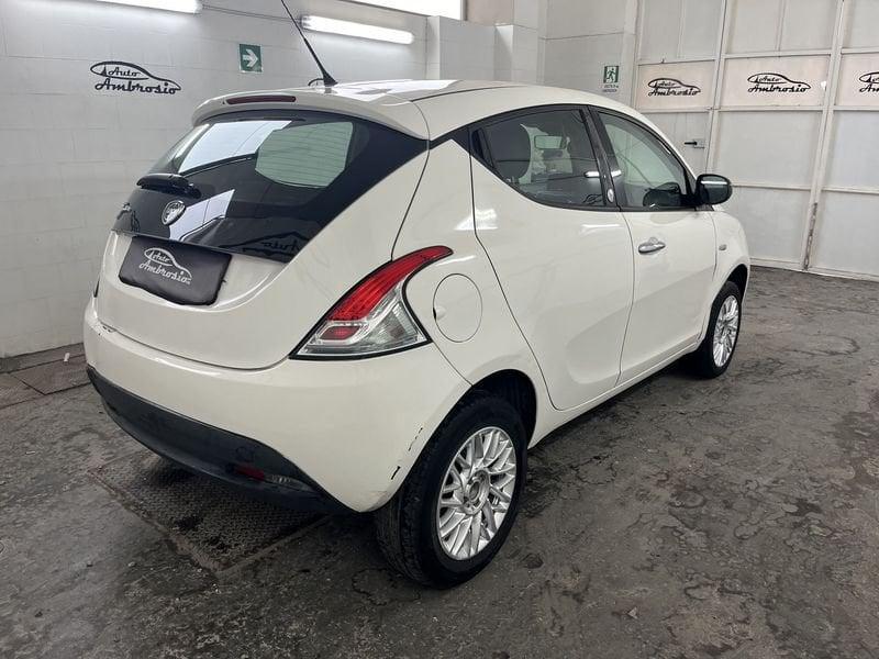 Lancia Ypsilon Ypsilon 0.9 Twinair 85 CV 5 porte Metano Ecochic Gold