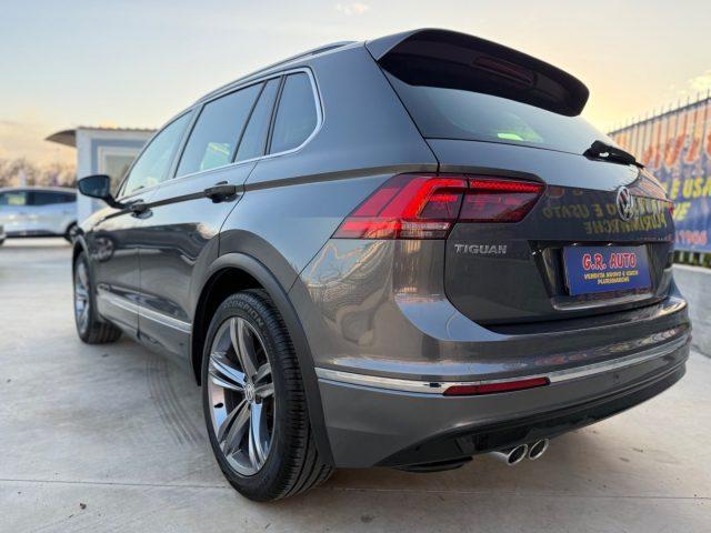 VOLKSWAGEN Tiguan 2.0 TDI DSG R-LINE GARANZIA Iva esp
