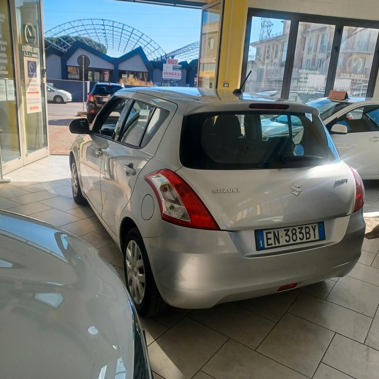 80.568KM SWIFT 1.2 NEOPATENTATI PERFETTA