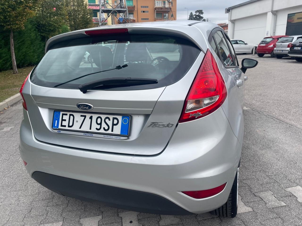 Ford Fiesta 1.2 benzina 5p. Titanium euro(5)