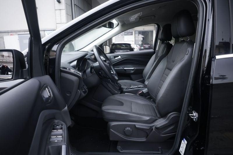 Ford Kuga Ford Kuga 2.0 TDCI 150 CV S&S 4WD Powershift Titanium Unicoproprietario