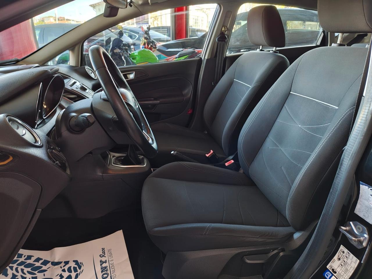 Ford Fiesta 1.4 5 porte GPL FINANZIABILE