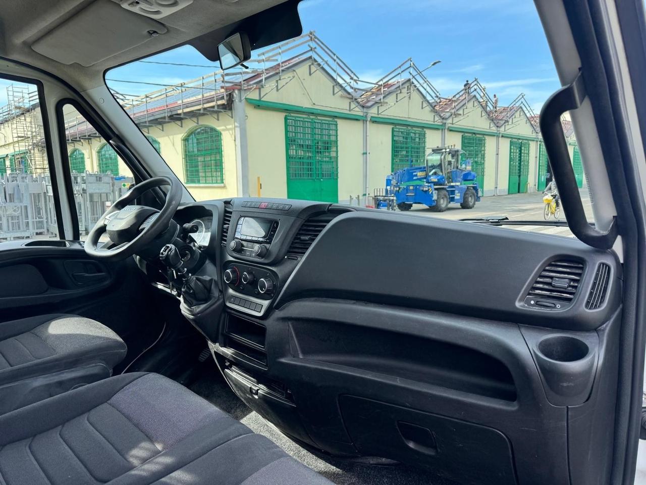 Iveco Daily 35C12 BTor 2.3 HPT PC-RG Cabinato + iva