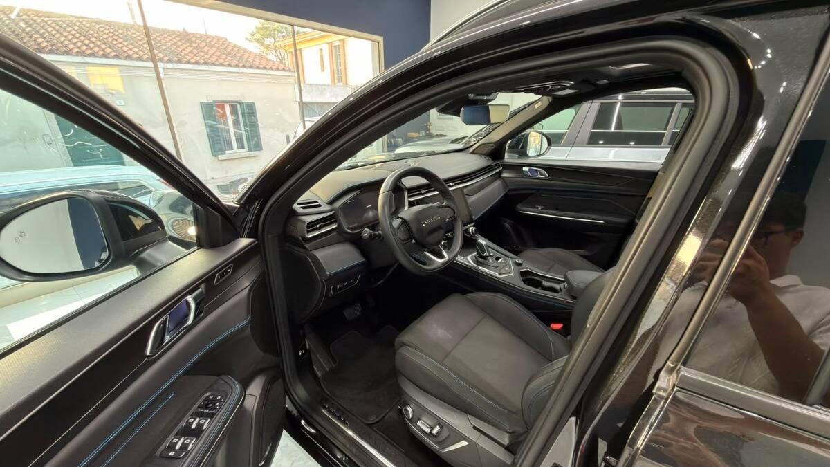 Lynk and Co 01 LYNK & CO 1.5 td phev auto