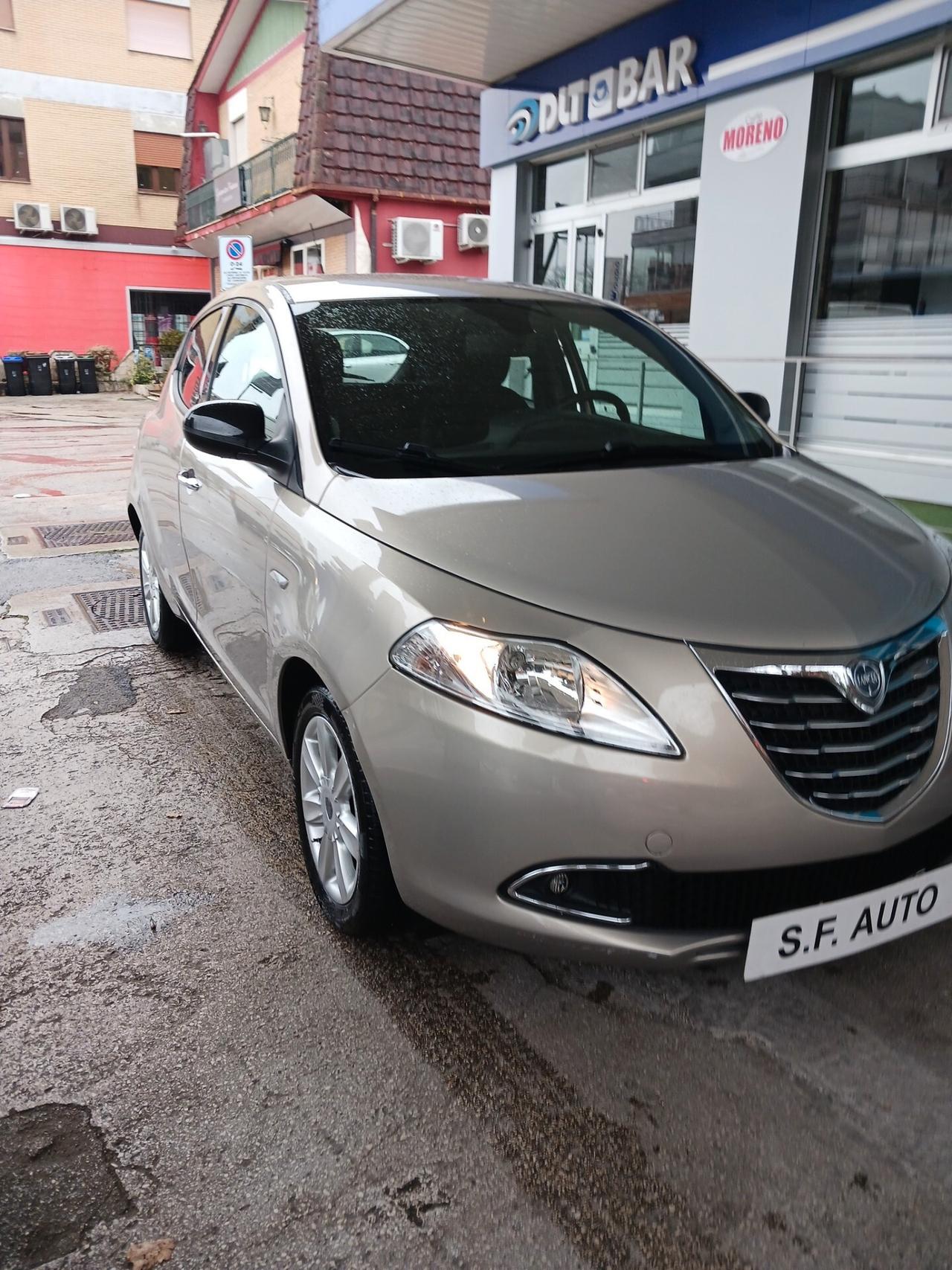 Lancia Ypsilon 1.2 69 CV 5 porte GPL Ecochic Gold