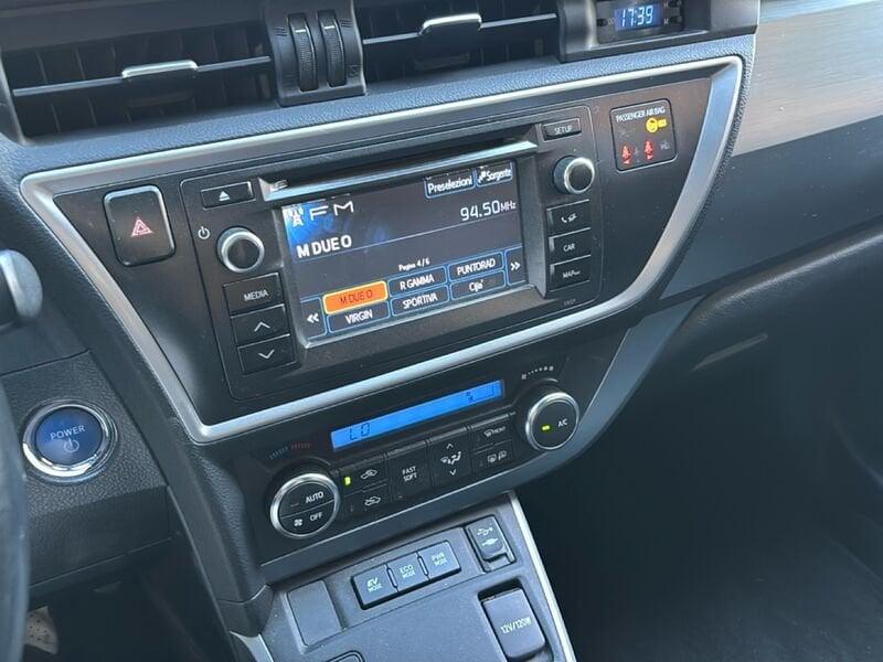 Toyota Auris Hybrid Hybrid Style