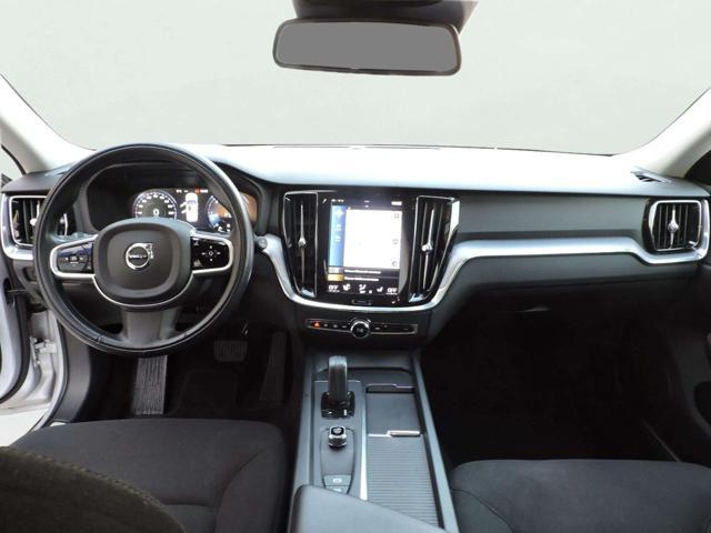 VOLVO V60 B4 (d) Geartronic Momentum Business Pro