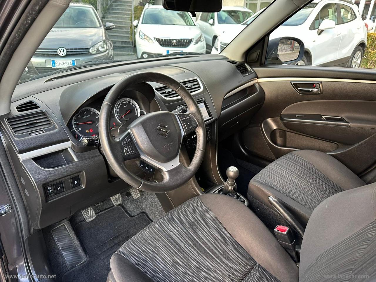 SUZUKI Swift 1.3 DDiS 5p. B-Top Bi-Color