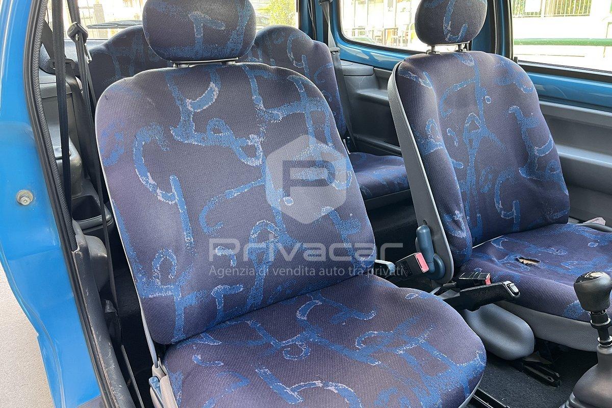 RENAULT Twingo 1.2i cat Base (1239cc)