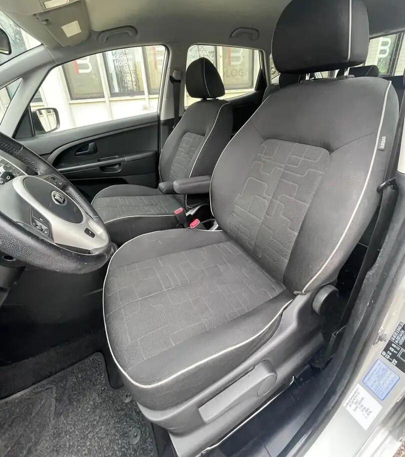 Kia Venga 1.4 CRDi 90CV Cool" Con Tetto Panoramico