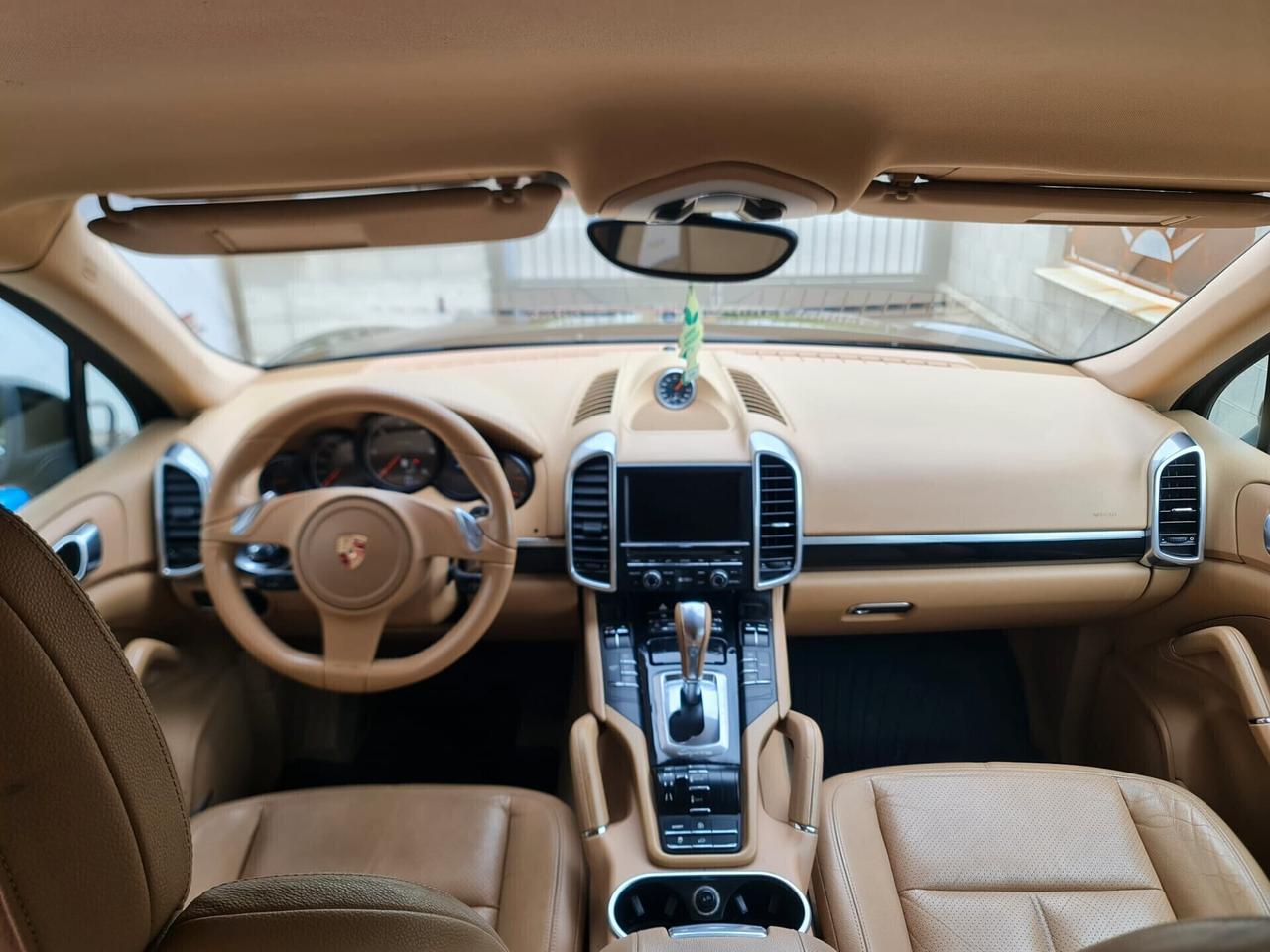 PORSCHE CAYENNE 3.0 V6 TDI 245cv NAVY PELLE TEL !!!