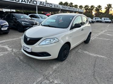 LANCIA Ypsilon 1.2 69 CV 5p. Gold