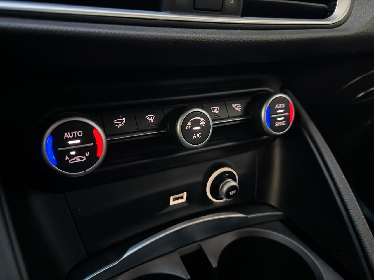 Alfa Romeo Stelvio 2.2 Turbodiesel 190 CV AT8 RWD Business