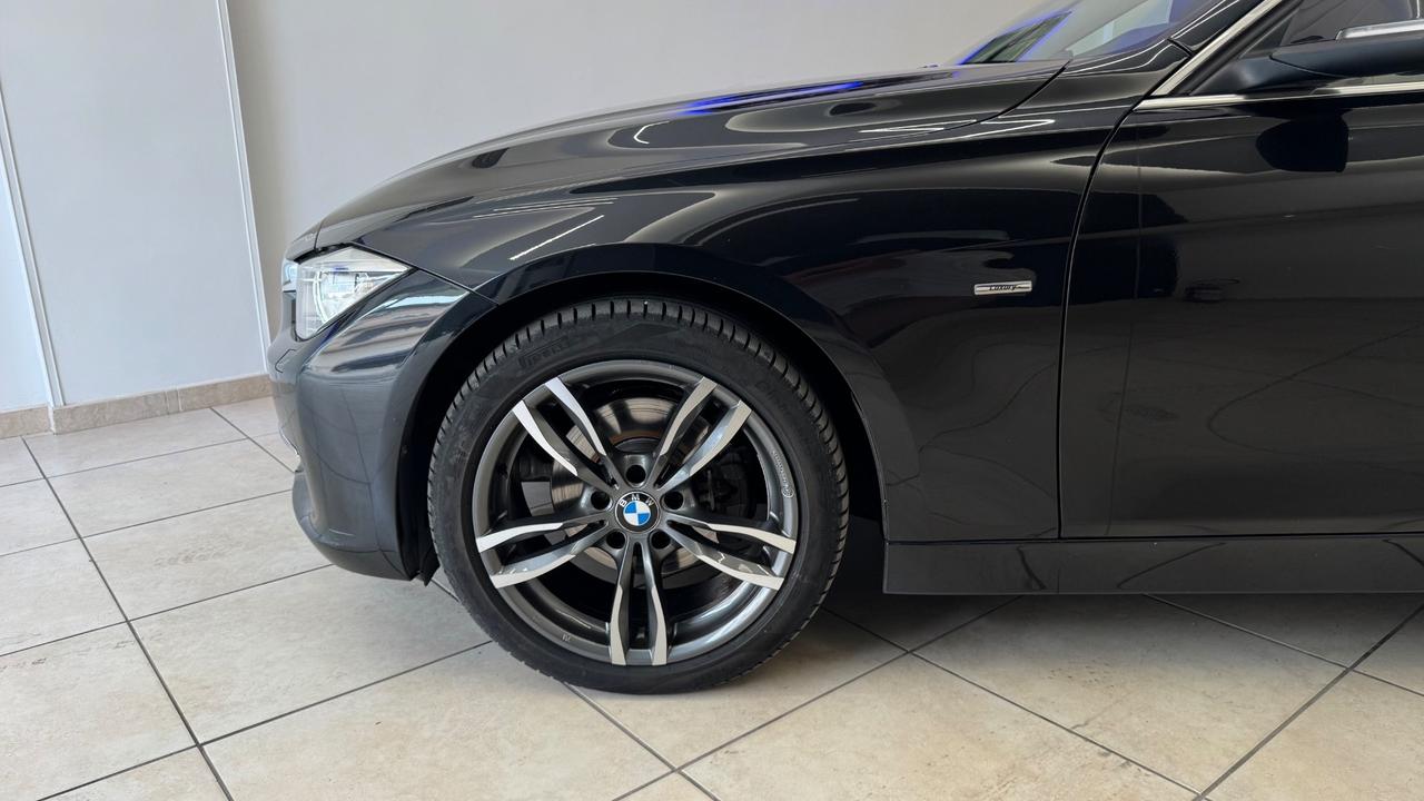 Bmw 320d Touring Luxury aut.