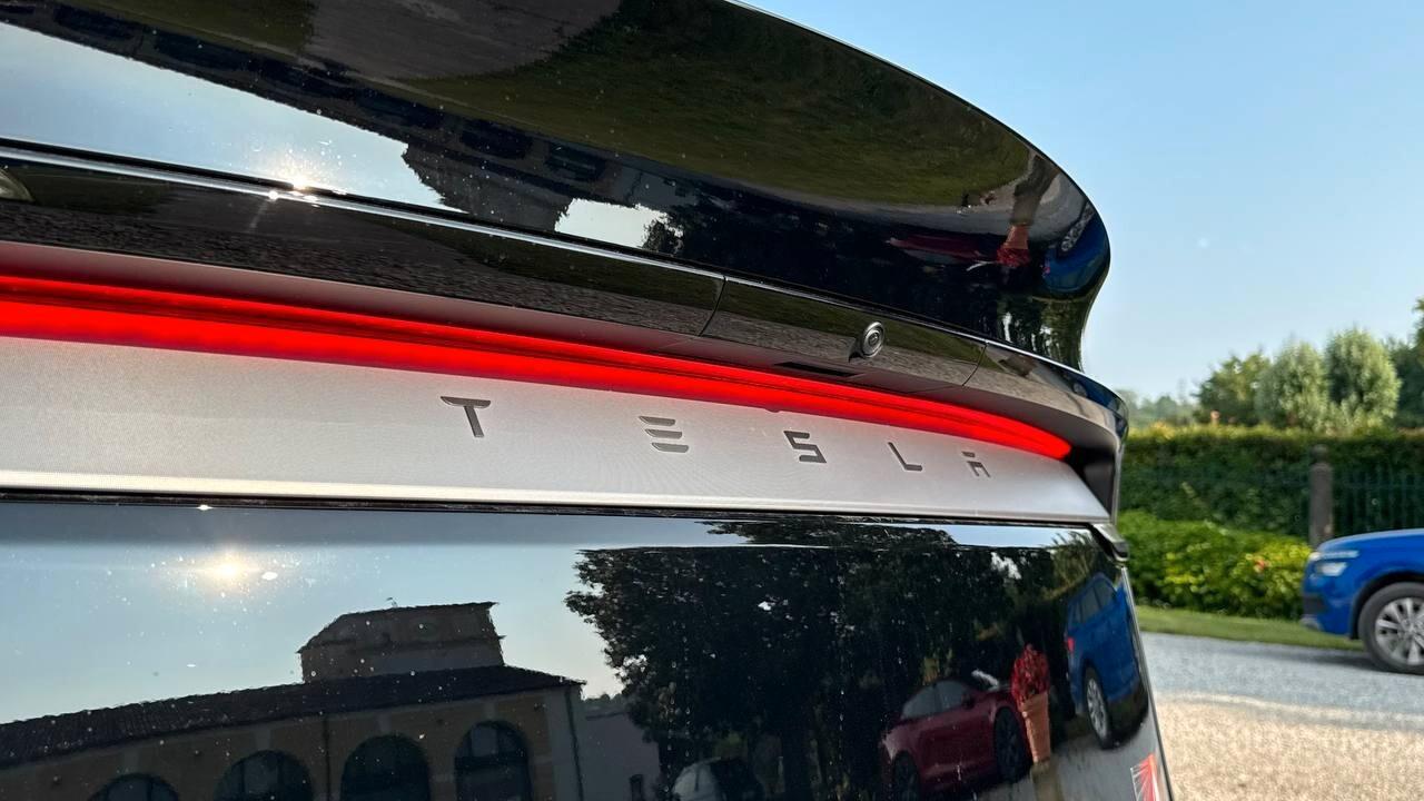 Tesla Model Y Model Y NV36 Long Range AWD Launch Edition LISTINO 69500€
