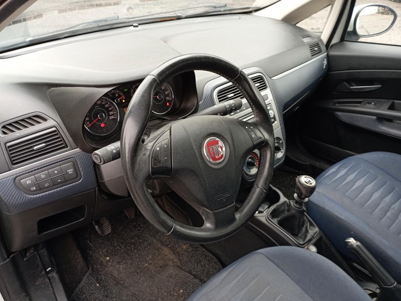 Fiat Grande Punto NEOPATENTATI OK