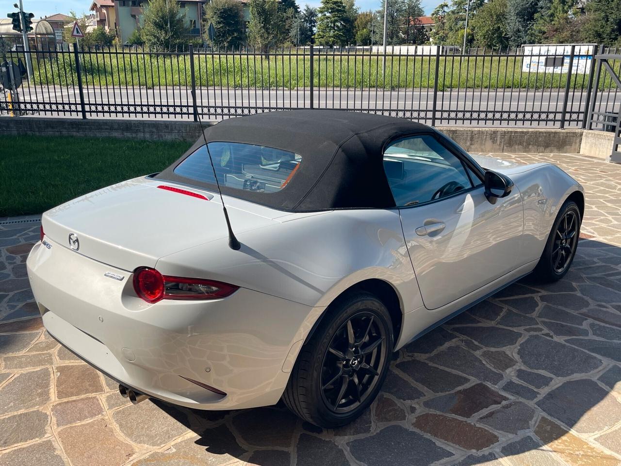 Mazda MX-5 1.5 SPORT-LINE