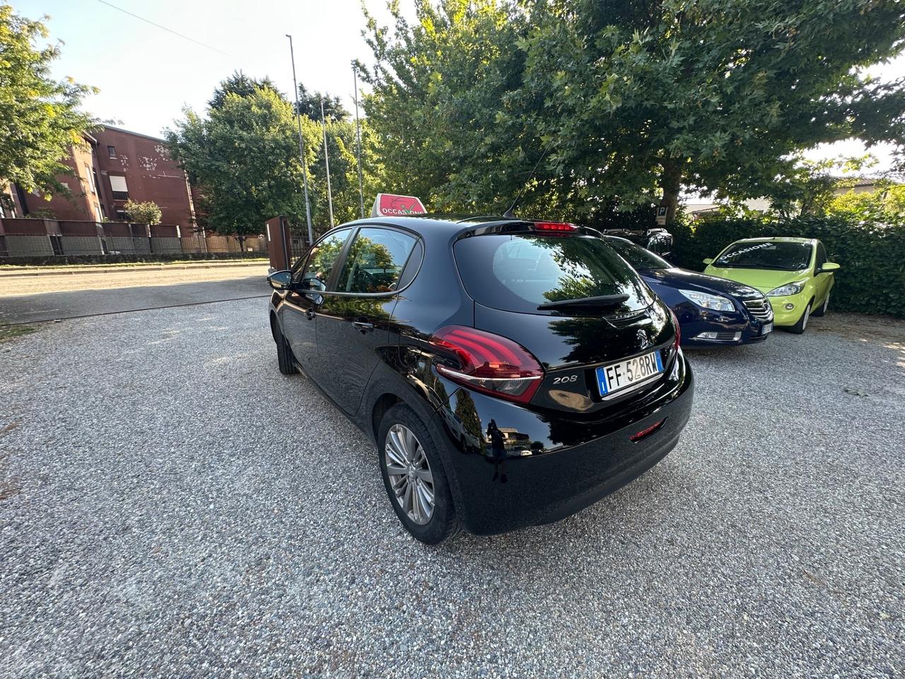 Peugeot 208 PureTech 82 5 porte Allure