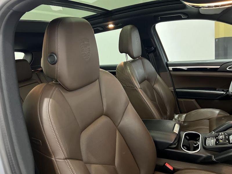 Porsche Cayenne Diesel Platinum Edition 262 CV