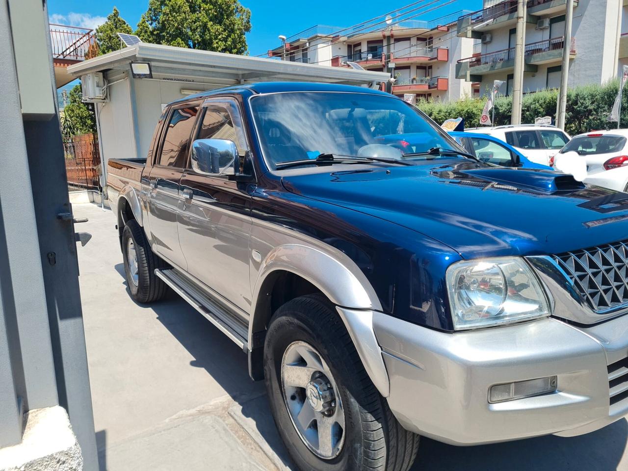 Mitsubishi L200 2.5 Double Cab Pick-up GLS MOTORE NUOVO