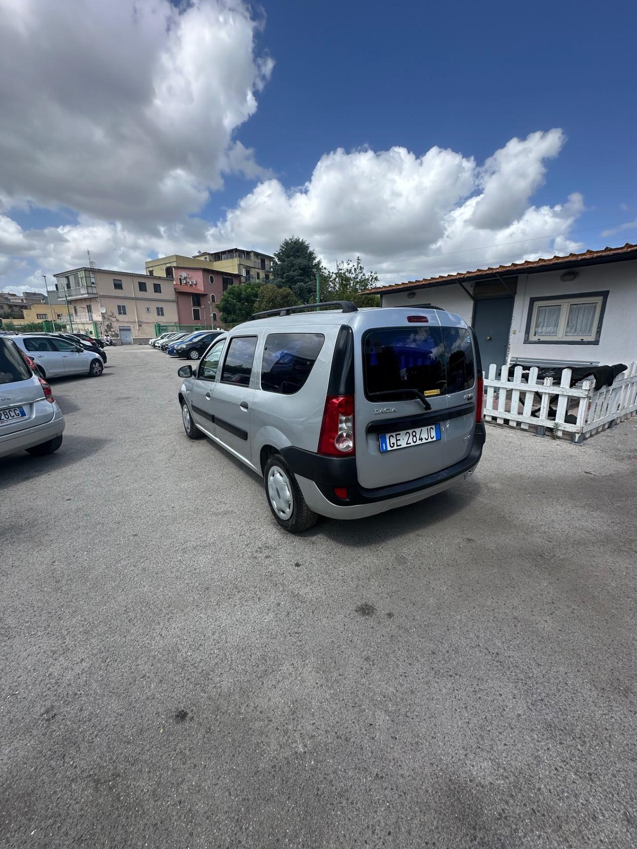 Dacia Logan MCV 1.5 dCi 70CV 7 posti Lauréate